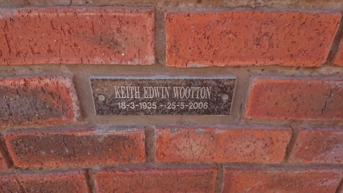 WOOTTON Keith Edwin 1935-2006