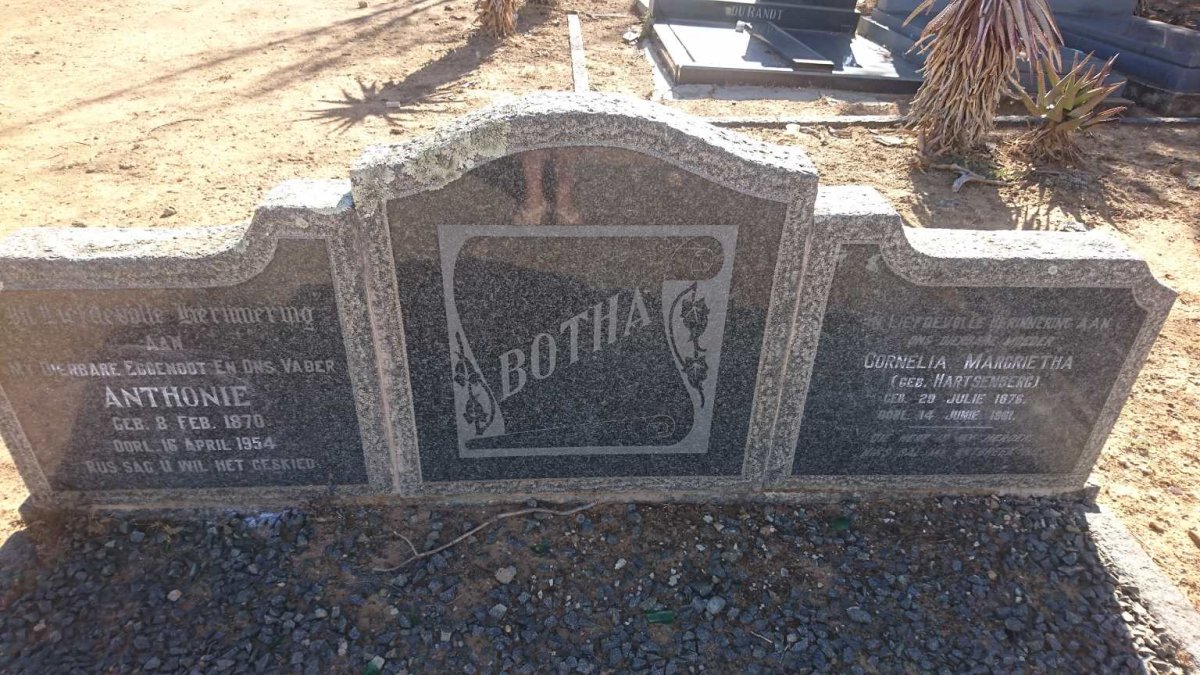 BOTHA Anthonie 1870-1954 &amp; Cornelia Margrietha HARTSENBERG 1876-1961