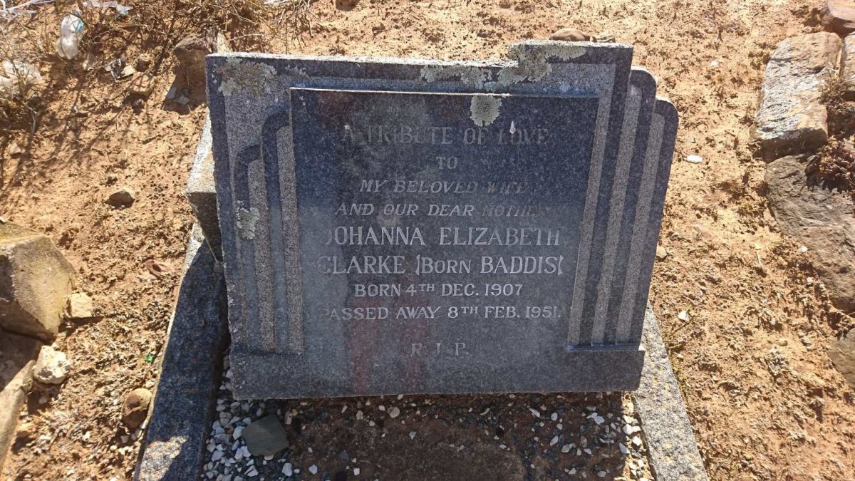 CLARKE Johanna Elizabeth nee BADDIS 1907-1951