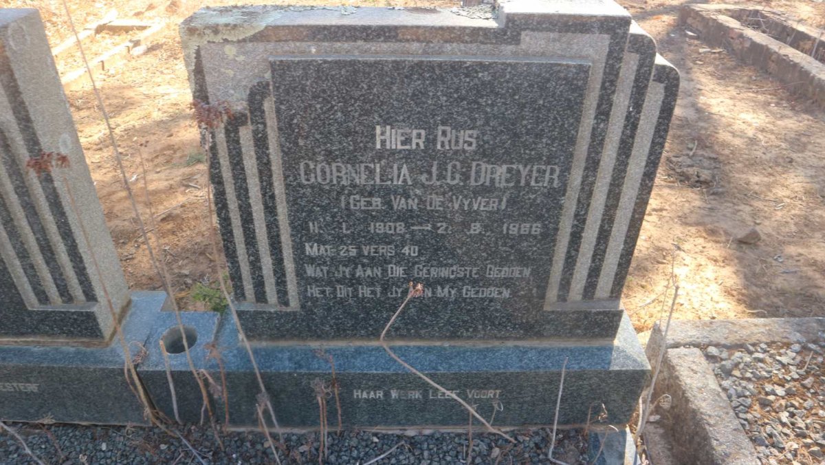 DREYER Nicholas J. 1904-1948 &amp; Cornelia J.C. VAN DE VYVER 1908-1966