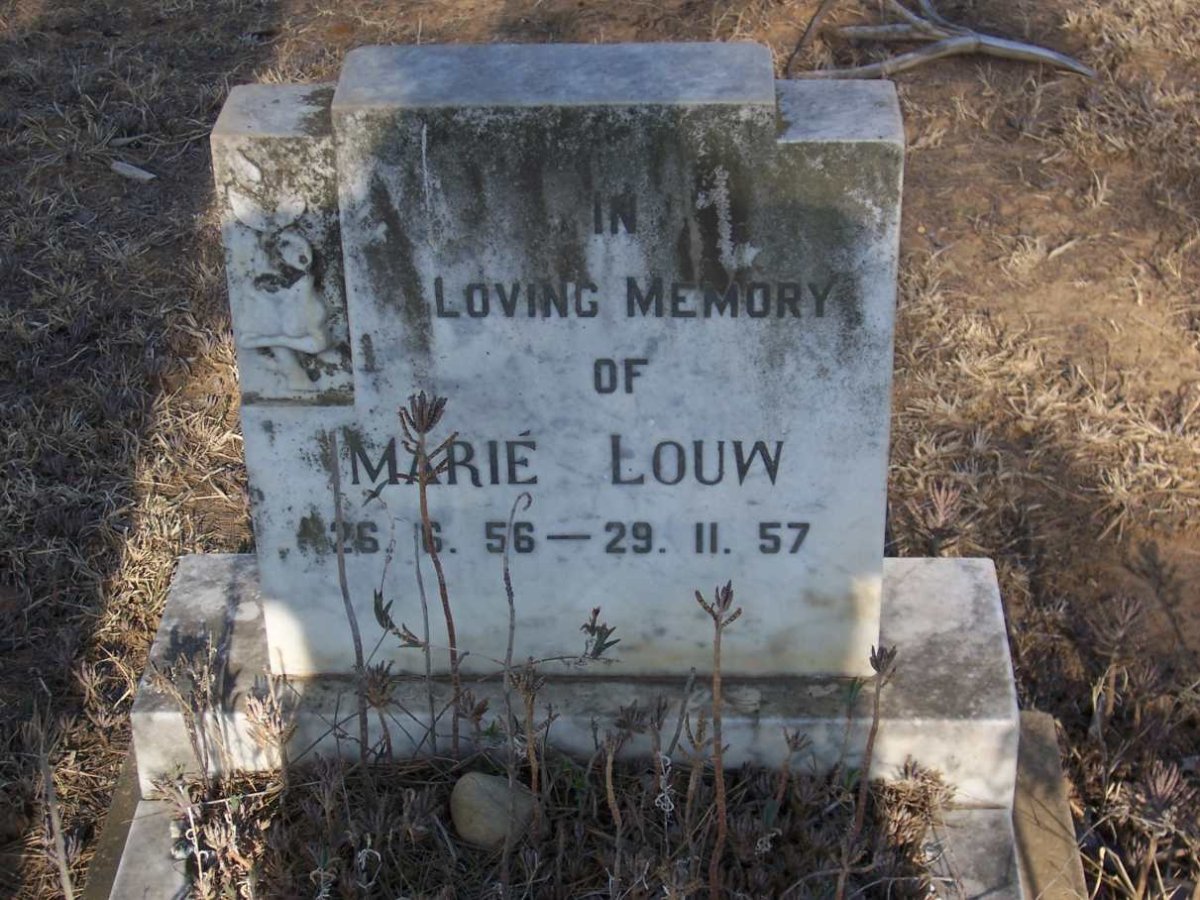LOUW Marie 1956-1957