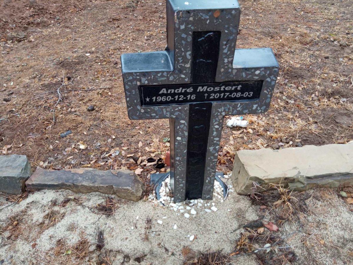 MOSTERT André 1960-2017