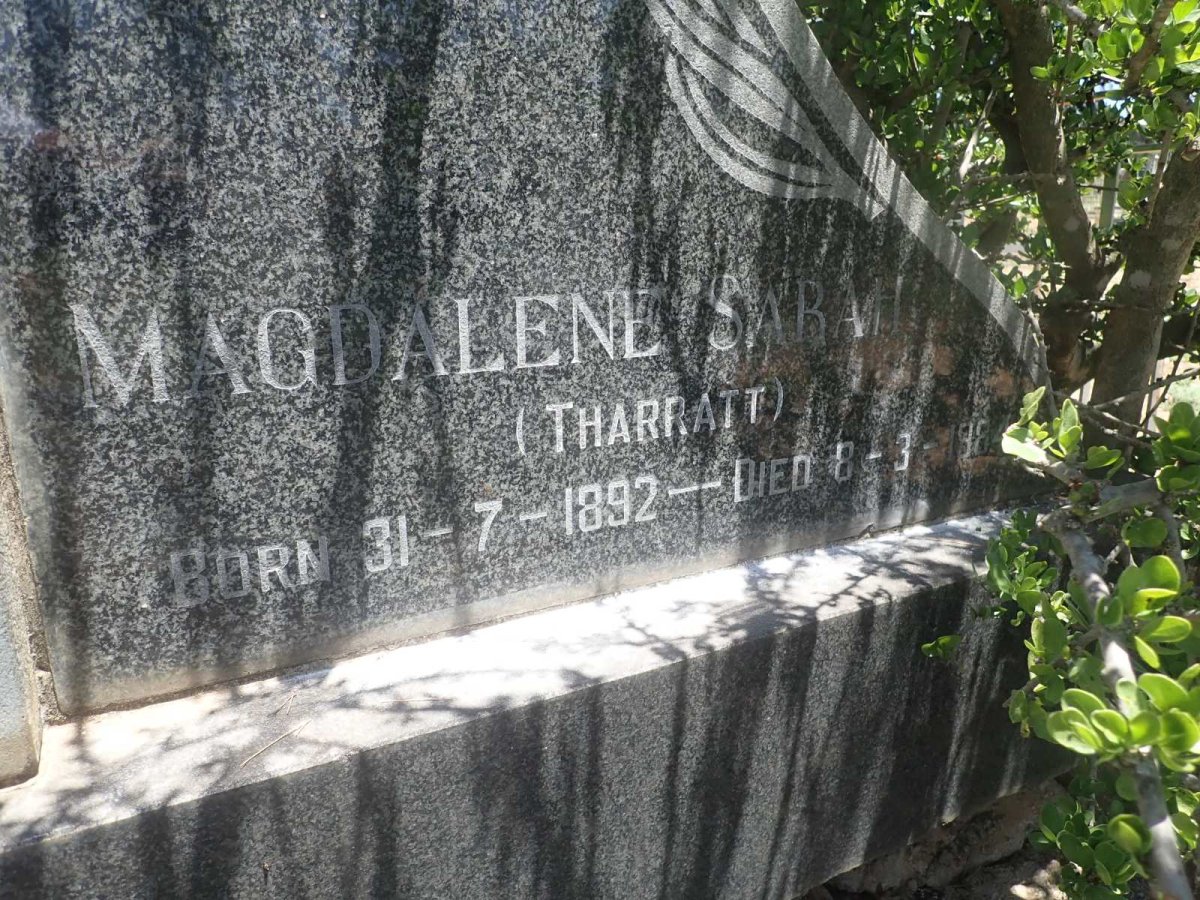 OWEN Walter Richard 1887-1957 &amp; Magdalene Sarah THARRATT 1892-1984