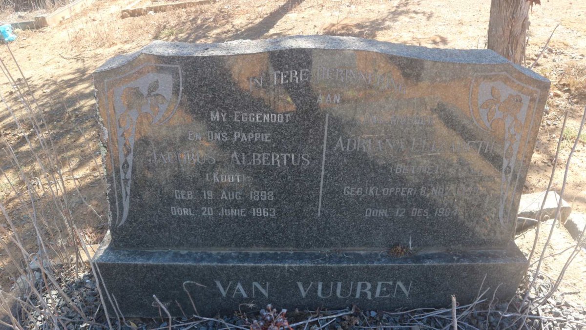 VUUREN Jacobus Albertus, van 1898-1963 &amp; Adriana Elizabeth KLOPPER 1899-1984