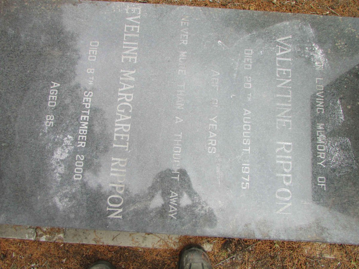 RIPPON Valentine Oswald -1975 &amp; Eveline Margaret -2000