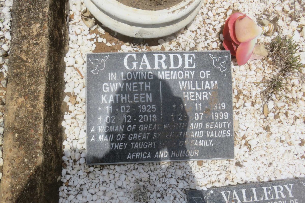 GARDE William Henry 1919-1999 &amp; Gwyneth Kathleen 1925-2018 :: VALLERY Dennise Sylvia nee WARD 1936-2017