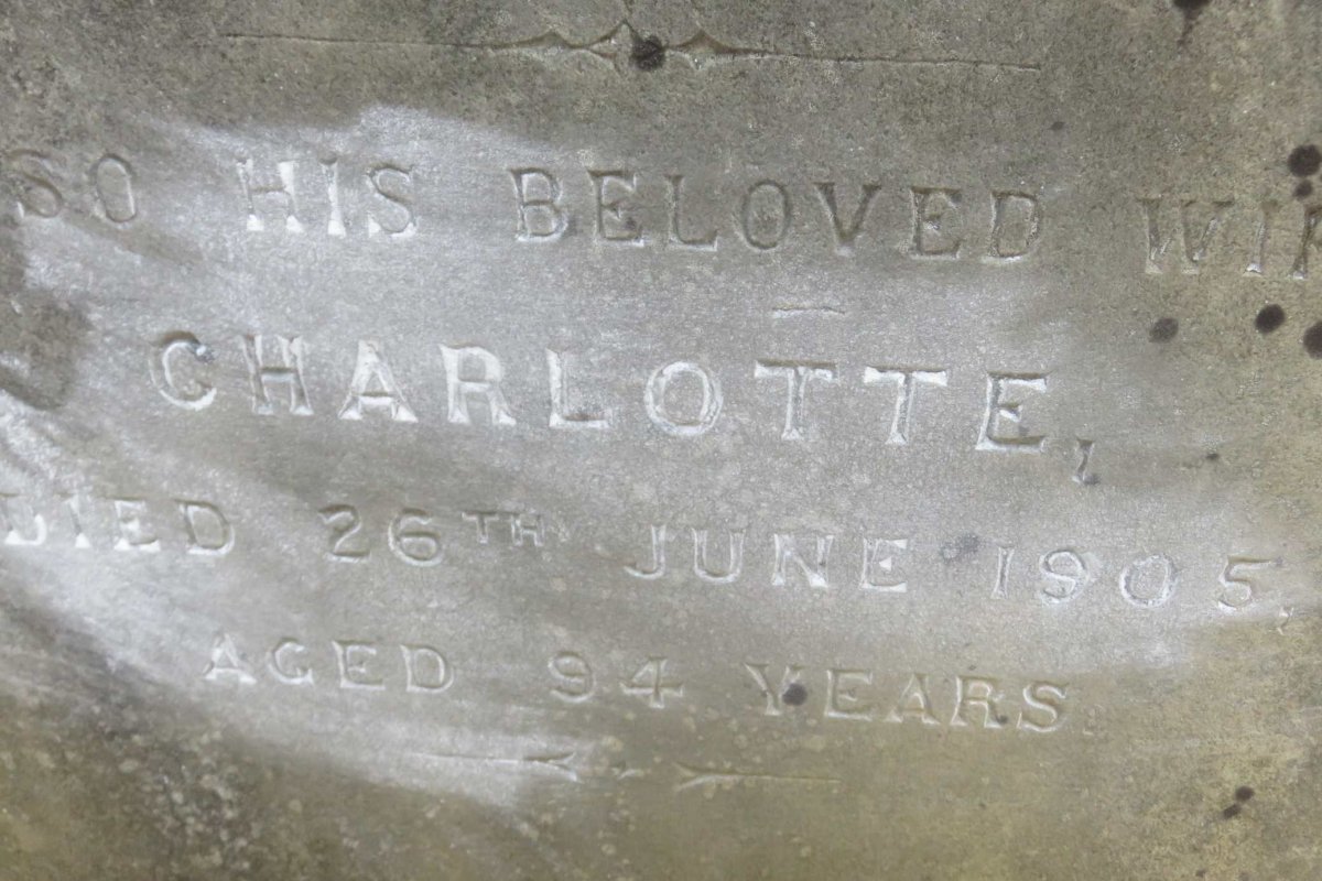 GRAVETT William -1872 &amp; Charlotte -1905