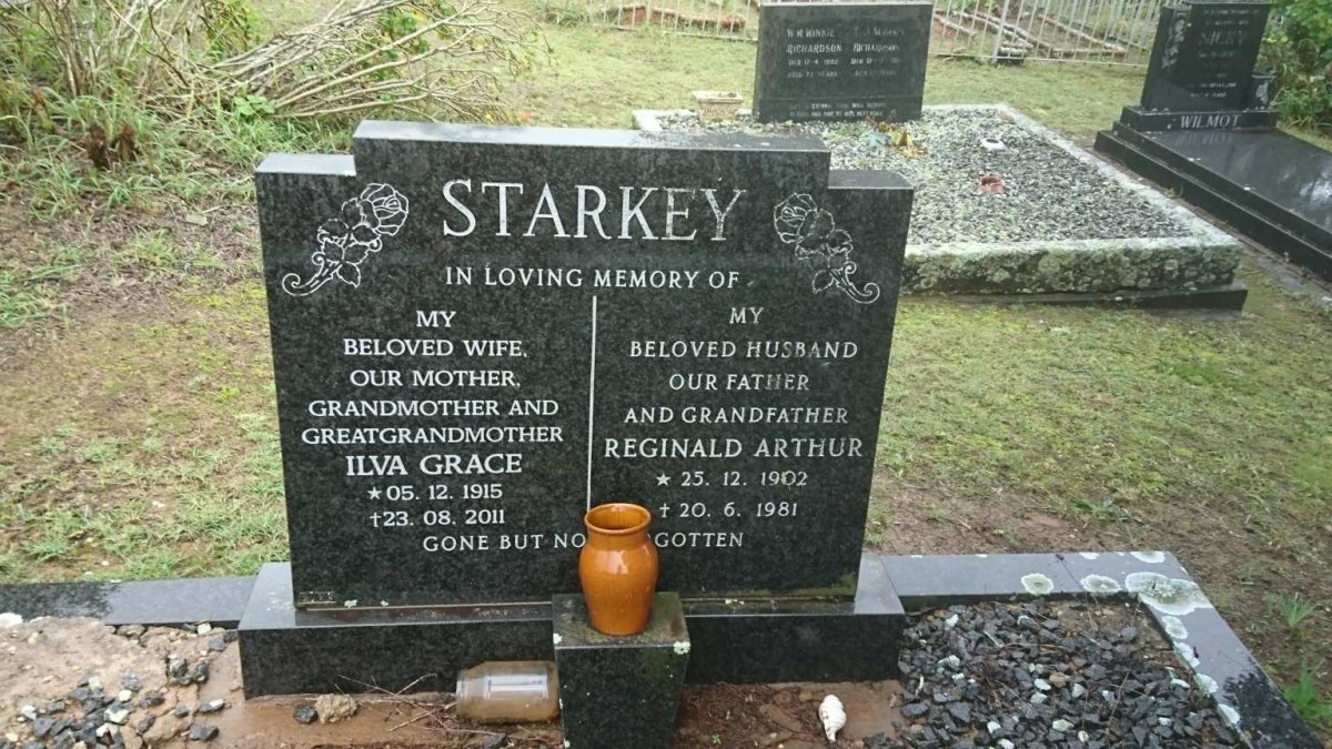STARKEY Reginald Arthur 1902-1981 &amp; Ilva Grace 1915-2011