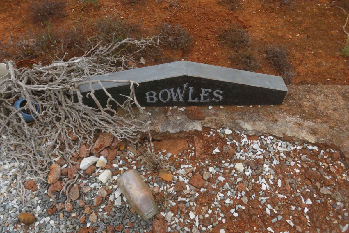 BOWLES