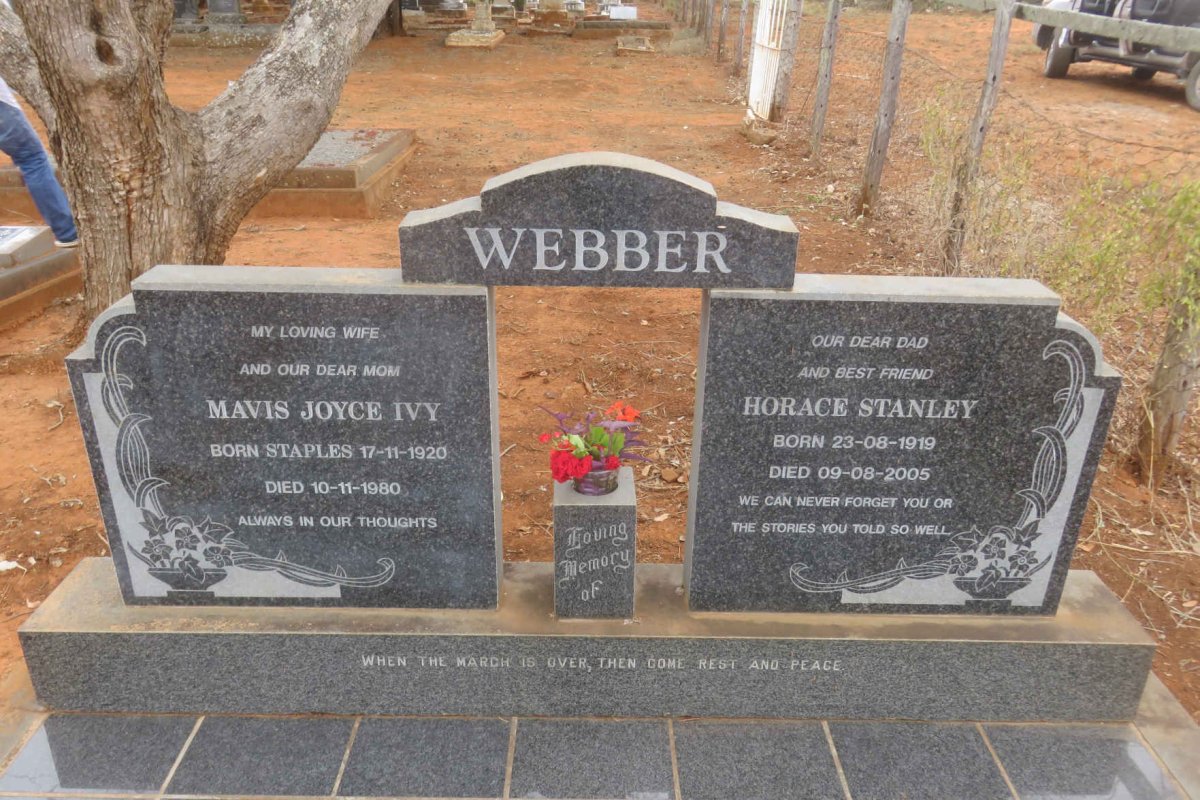 WEBBER Horace Stanley 1919-2005 &amp; Mavis Joyce Ivy STAPLES 1920-1980