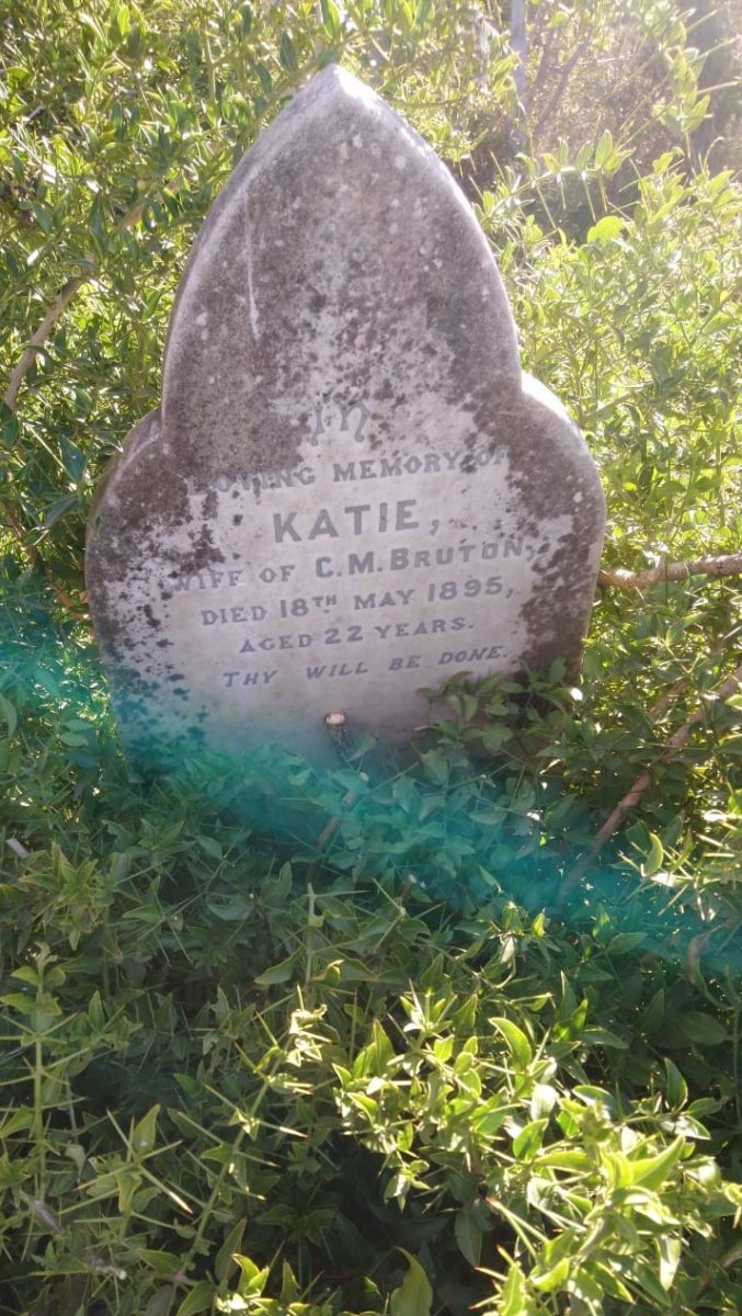 BRUTON Katie -1895