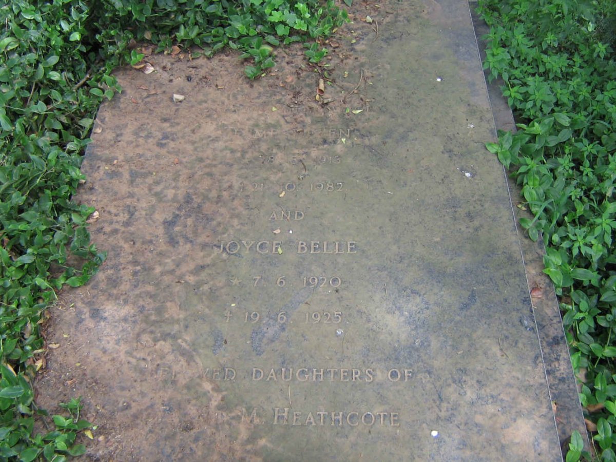 HEATHCOTE Esme Helen 1913-1982 :: HEATHCOTE Joyce Belle 1920-1925