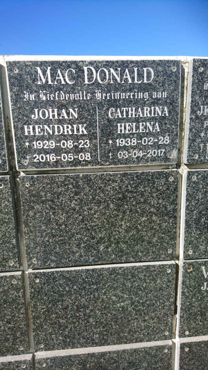 MACDONALD Johan Hendrik 1929-2016 &amp; Catharina Helena 1938-2017