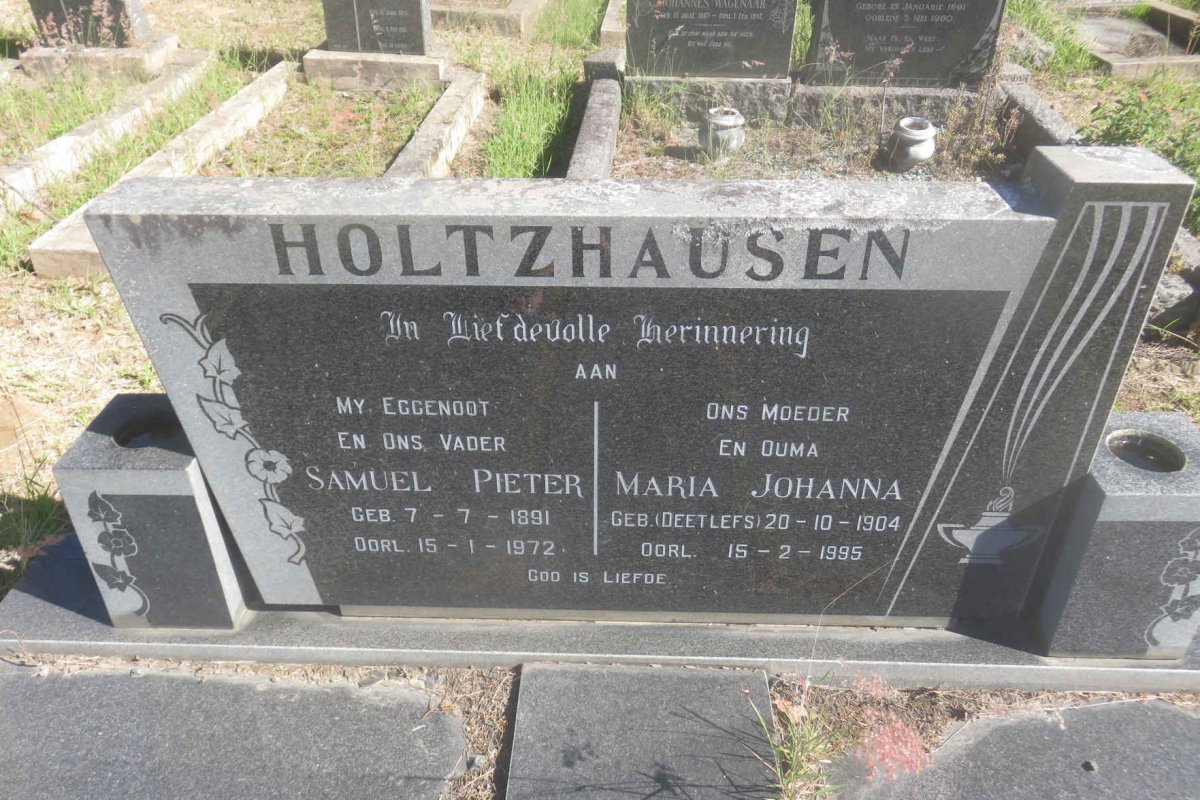 HOLTZHAUSEN Samuel Pieter 1891-1972 &amp; Maria Johanna DEETLEFS 1904-1995