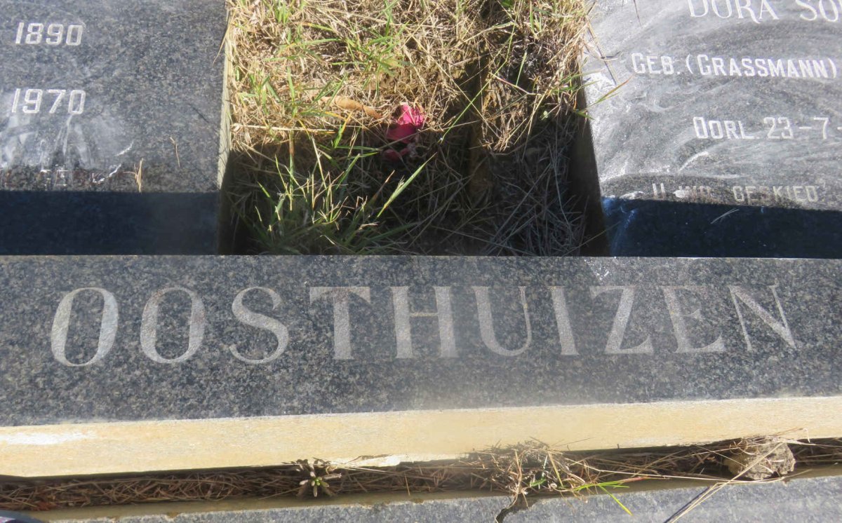 OOSTHUIZEN Willem Johannes 1890-1970 &amp; Dora Sophia GRASSMANN 1895-1976