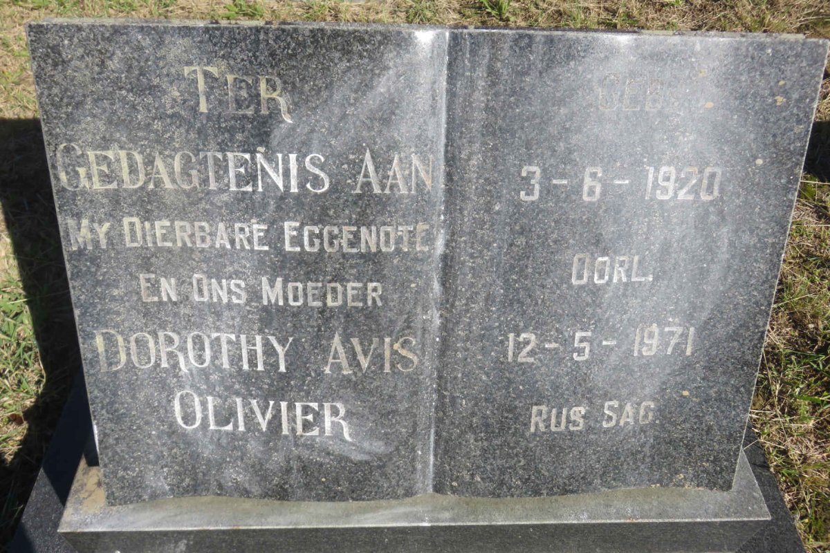OLIVIER Dorothy Avis 1920-1971