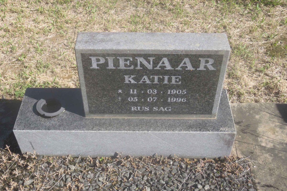 PIENAAR Katie 1905-1996