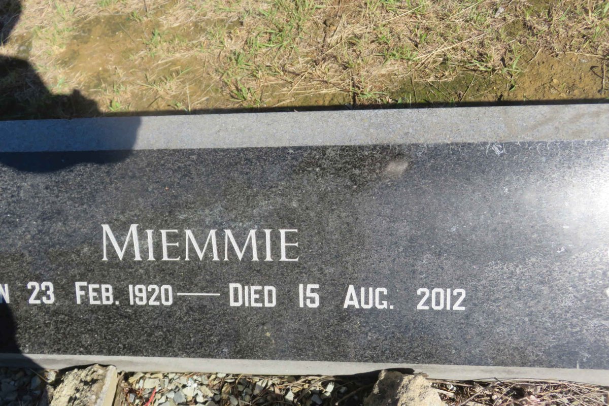 SCOTT John 1903-1972 &amp; Miemmie  1920-2012