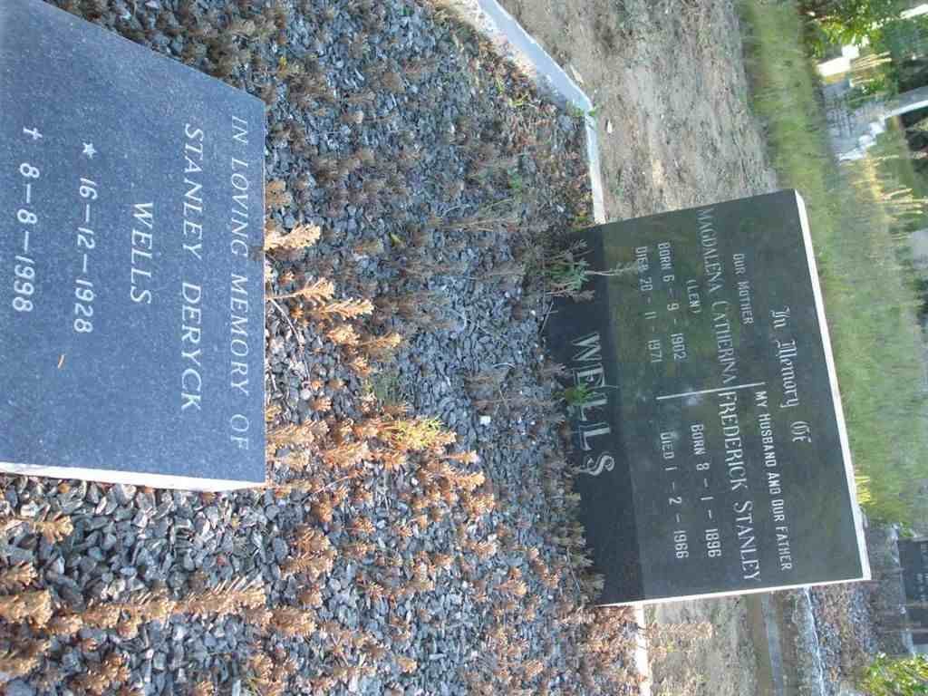 WELLS Frederick Stanley 1896-1966 &amp; Magdalena Catherina 1902-1971 :: WELLS Stanley Deryck 1928-1998