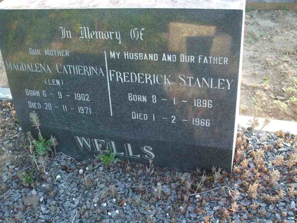 WELLS Frederick Stanley 1896-1966 &amp; Magdalena Catherina 1902-1971