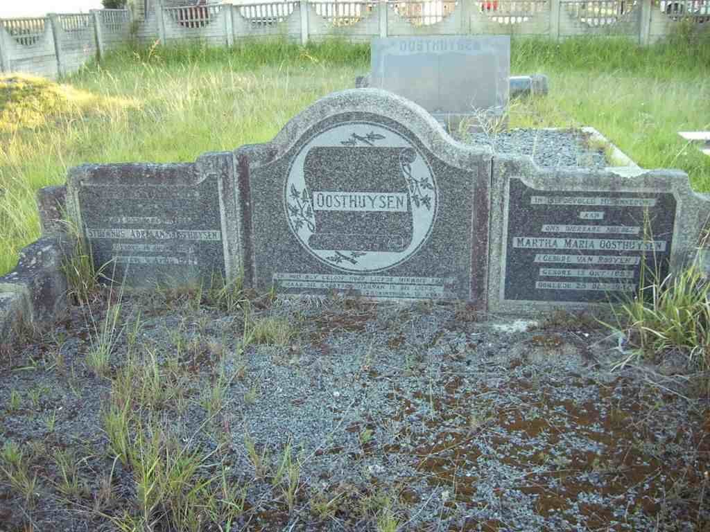 OOSTHUYSEN Stefanus Adriaan 1887 -1935 &amp; Martha Maria VAN ROOYEN 1893-1948