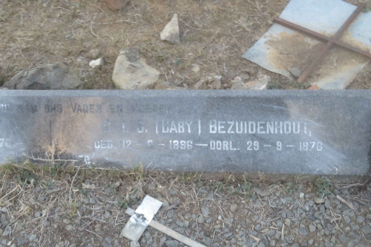 BEZUIDENHOUT P. Coenraad 1895-1976 &amp; G.I.S. 1896-1976 