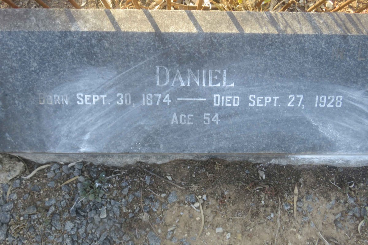 MOODY Daniel 1874-1928 &amp; Rose Margaret HENRY 1876-1962