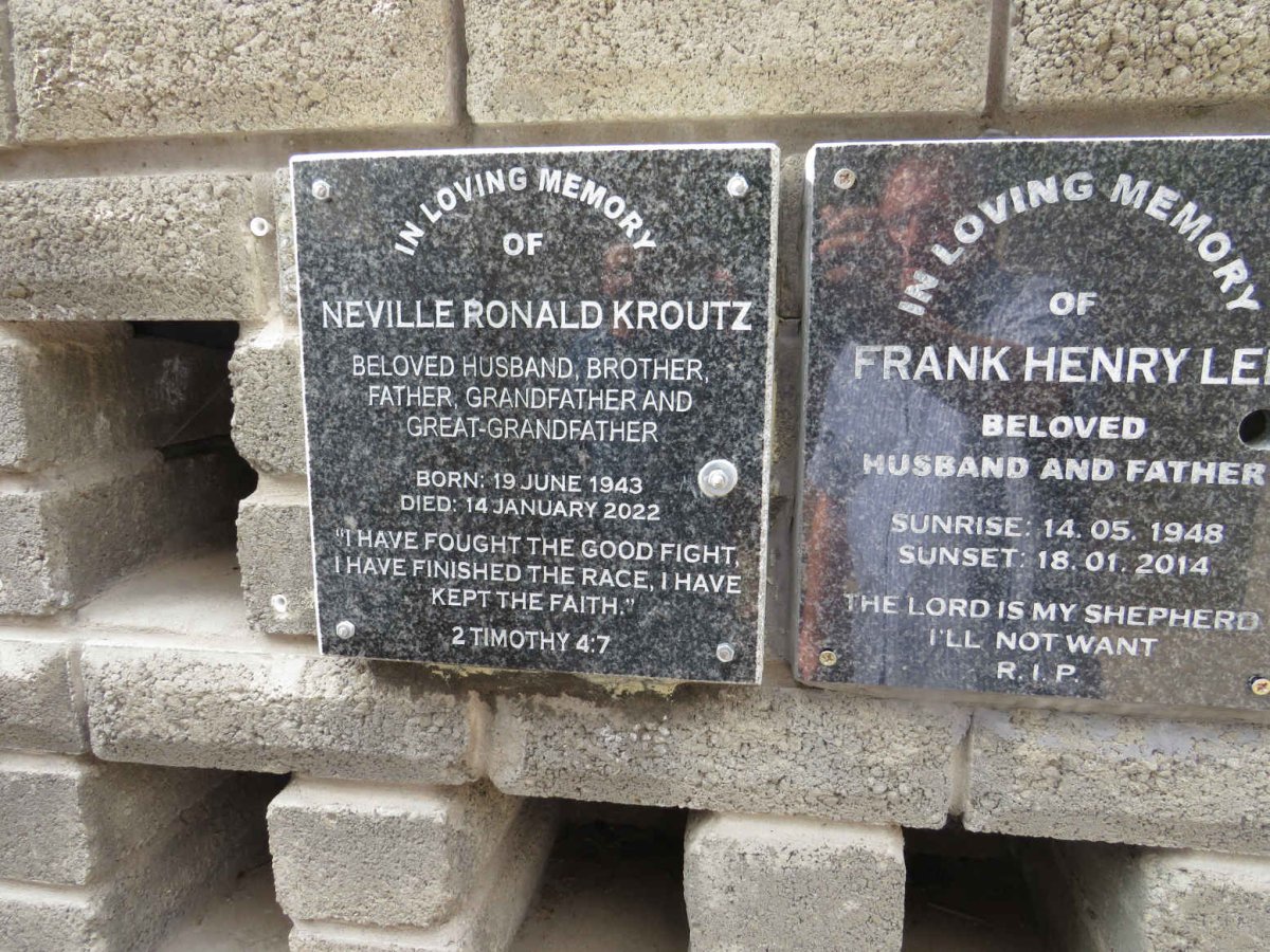 KROUTZ Neville Ronald 1943-2022