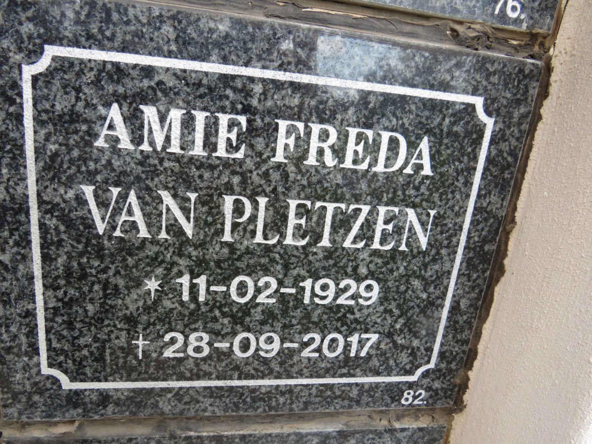 PLETZEN Amie Freda, van 1929-2017