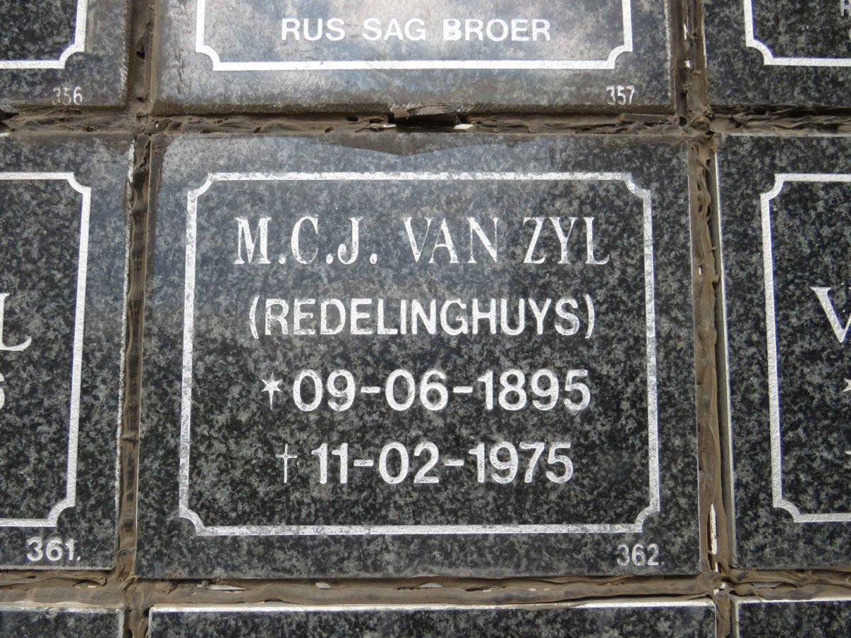 ZYL M.C.J., van nee REDELINGHUYS 1895-1975