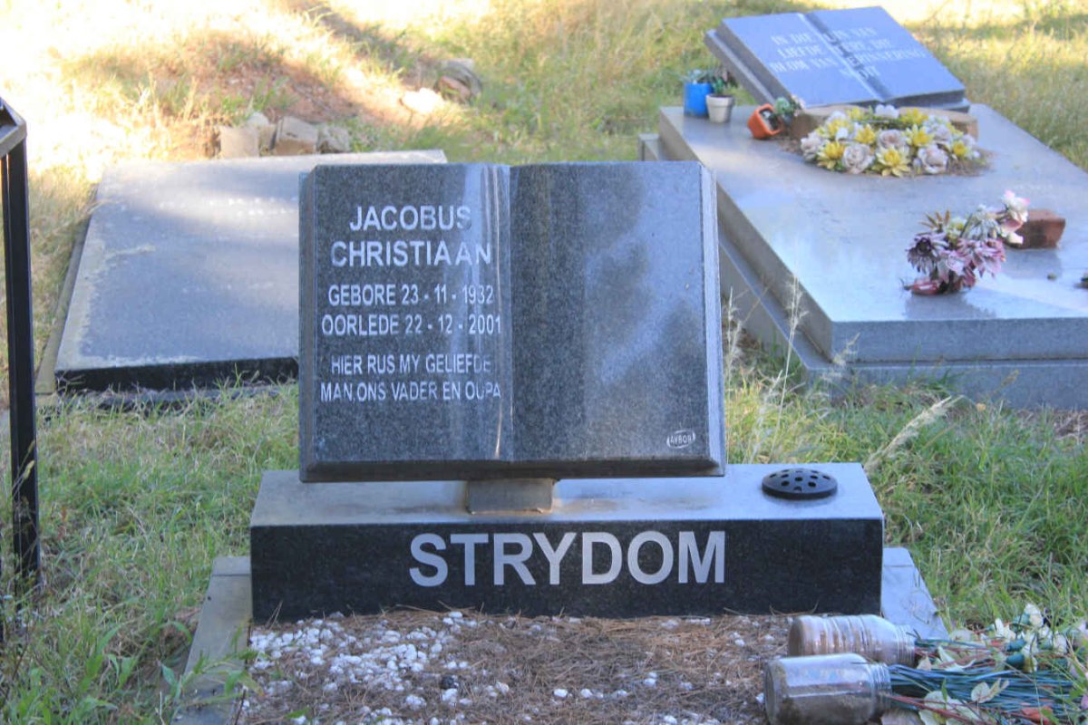 STRYDOM Jacobus Christiaan 1932-2001