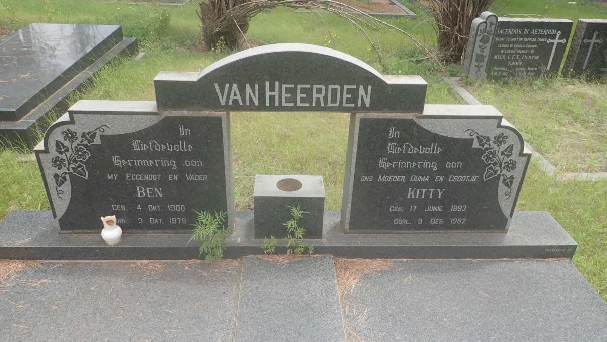 HEERDEN Ben, van 1900-1979 &amp; Kitty 1893-1982