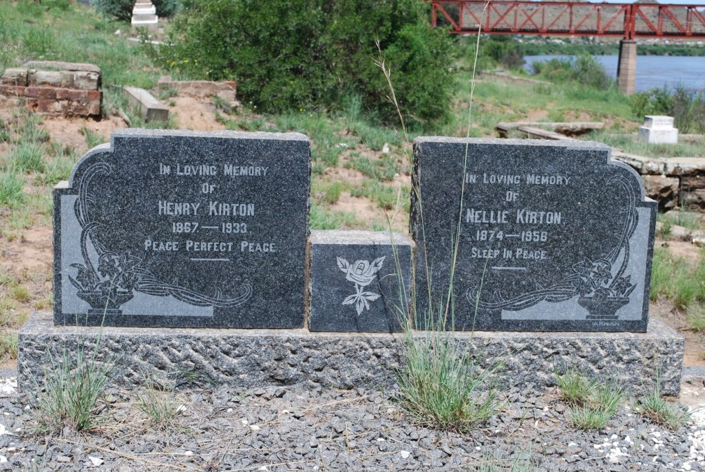KIRTON Henry 1867-1933 &amp; Nellie 1874-1958