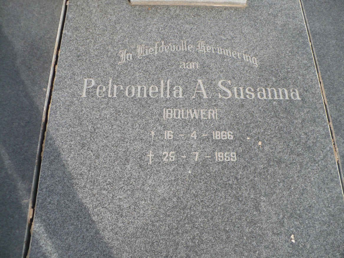 PIENAAR Petronella A. Susanna nee BOUWER 1866-1959