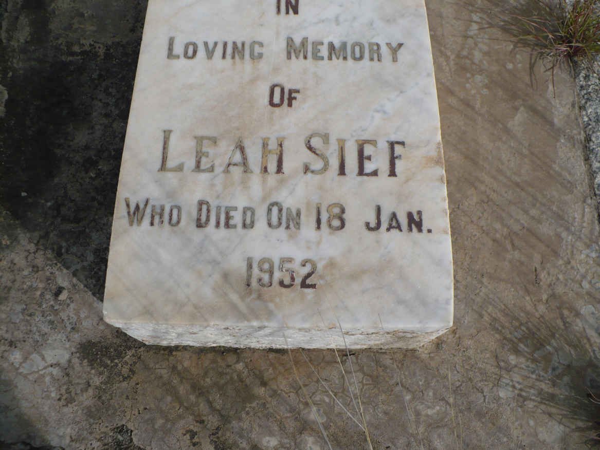 SIEF Leah -1952