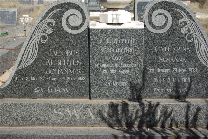 SWANEPOEL Jacobus Albertus Johannes 1871-1953 &amp; Catharina Susanna HENNING 1879-1969