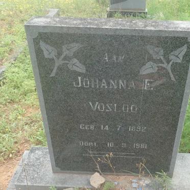 VOSLOO Johanna E. 1892-1981