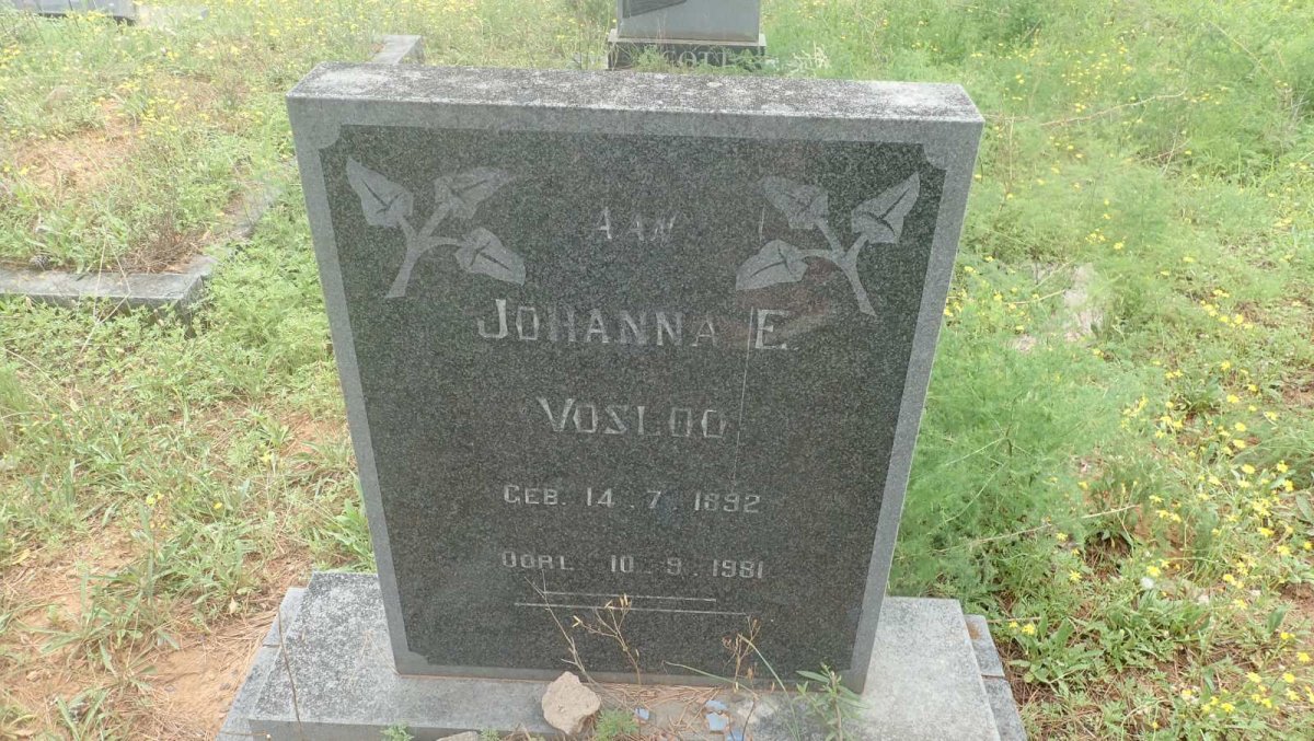 VOSLOO Johanna E. 1892-1981