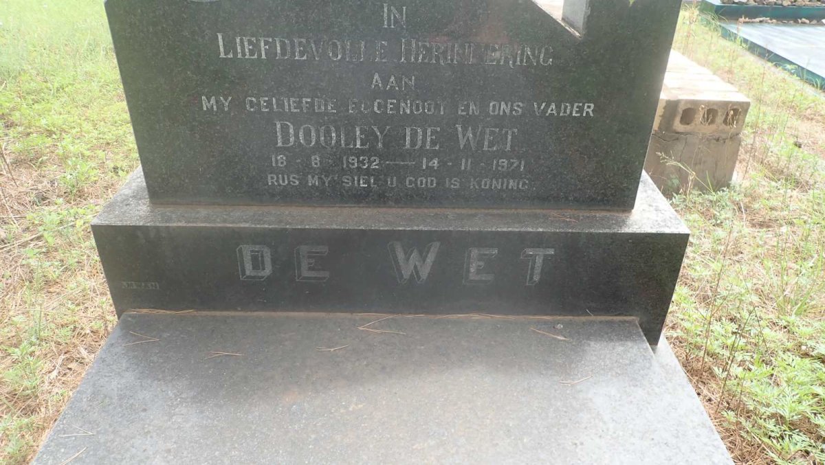 WET Dooley, de 1932-1971