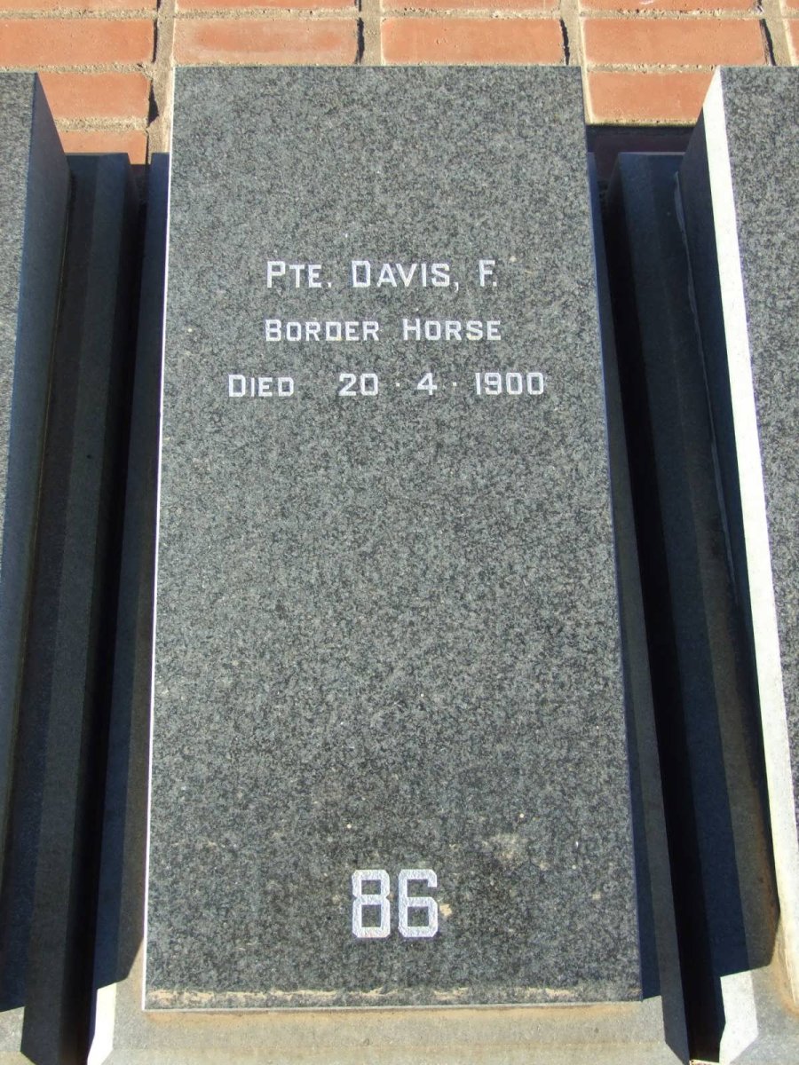 DAVIS F. -1900