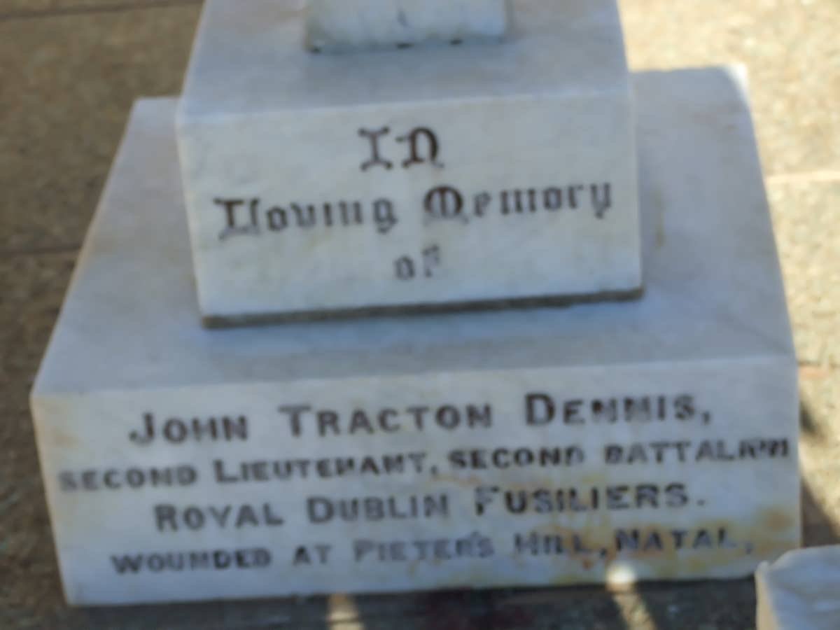 DENNIS John Tracton