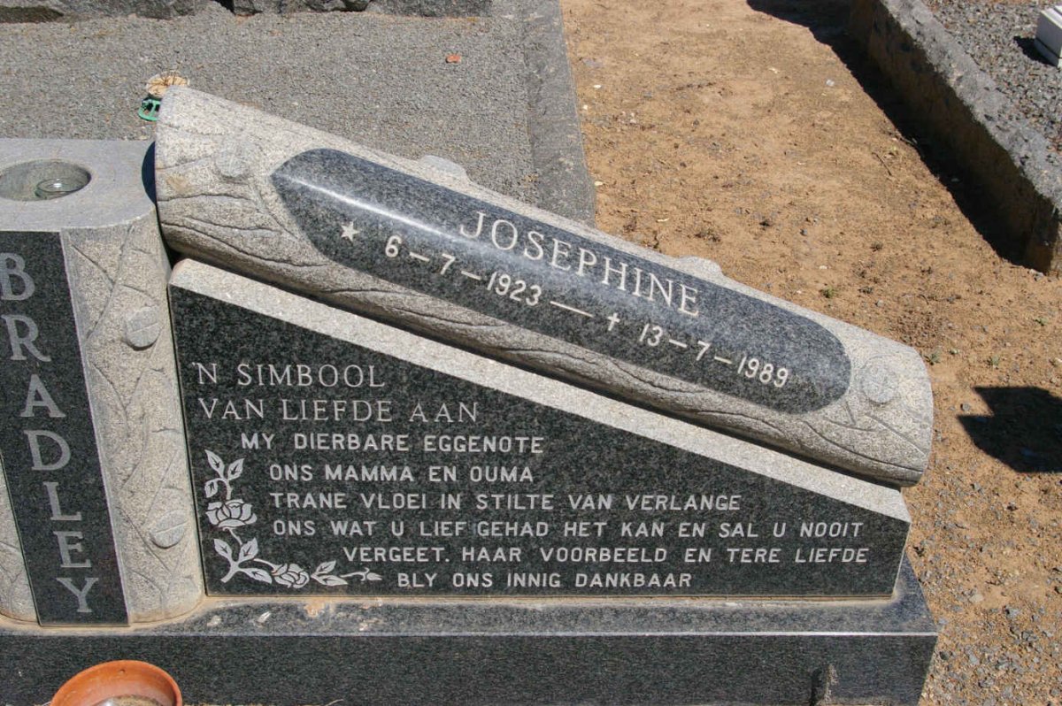 BRADLEY Johannes A. 1922-2003 &amp; Josephine 1923-1989 :: BRADLEY John Peter 1958-2003