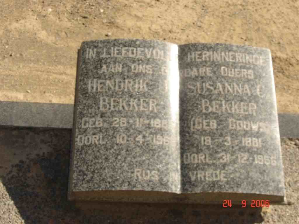 BEKKER Hendrik J. 1885-196? &amp; Susanna C. GOUWS 1881-1956