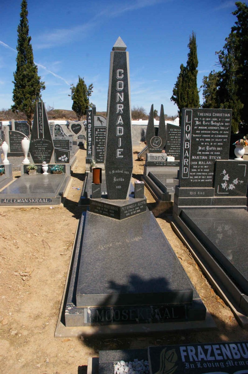 CONRADIE Johannes Marthinus 1925-1986 &amp; Petronella Aletta FOX 1931-2002