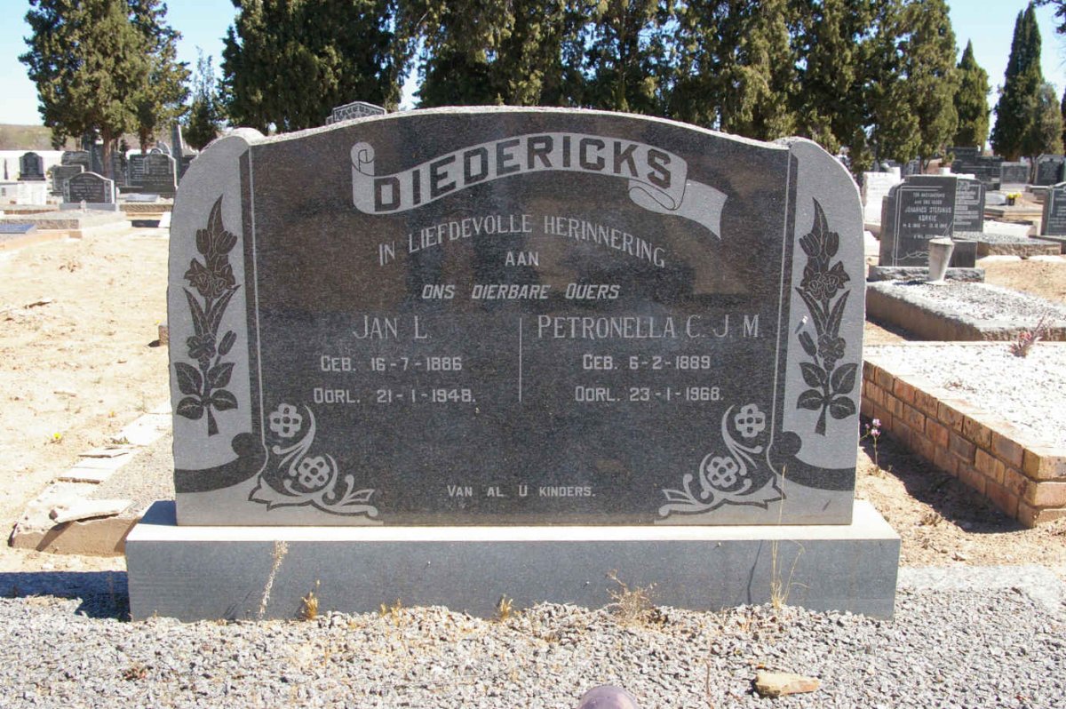 DIEDERICKS Jan L. 1886-1948 &amp; Petronella C.J.M. 1889-1968