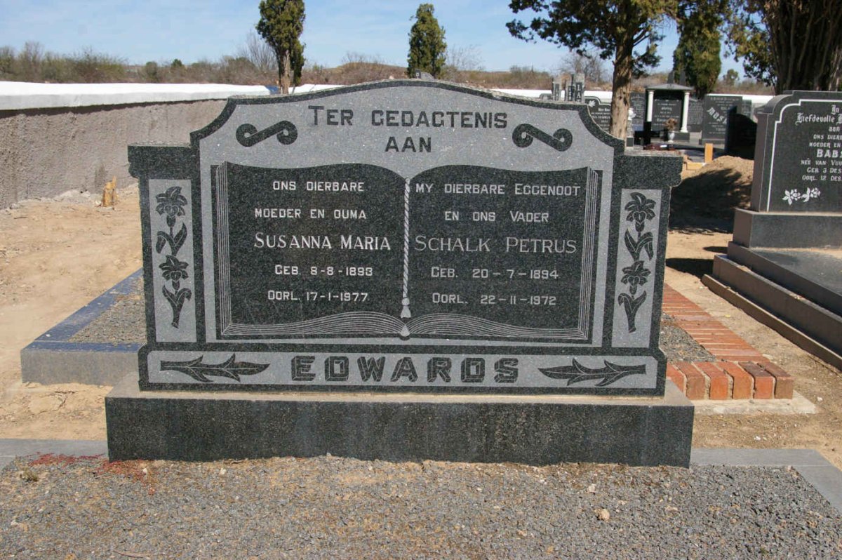 EDWARDS Schalk Petrus 1894-1972 &amp; Susanna Maria 1893-1977