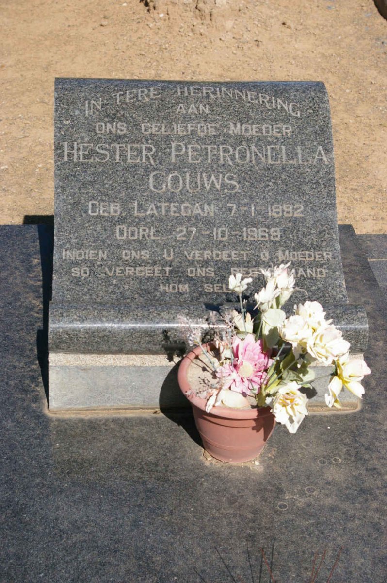 GOUWS Jacob Daniel 1881-1966 &amp; Hester Petronella LATEGAN 1892-1969
