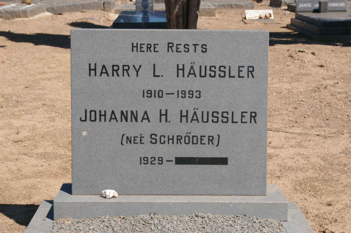 HAUSSLER Harry L. 1910-1993 &amp; Johanna H. SCHRODER 1929-