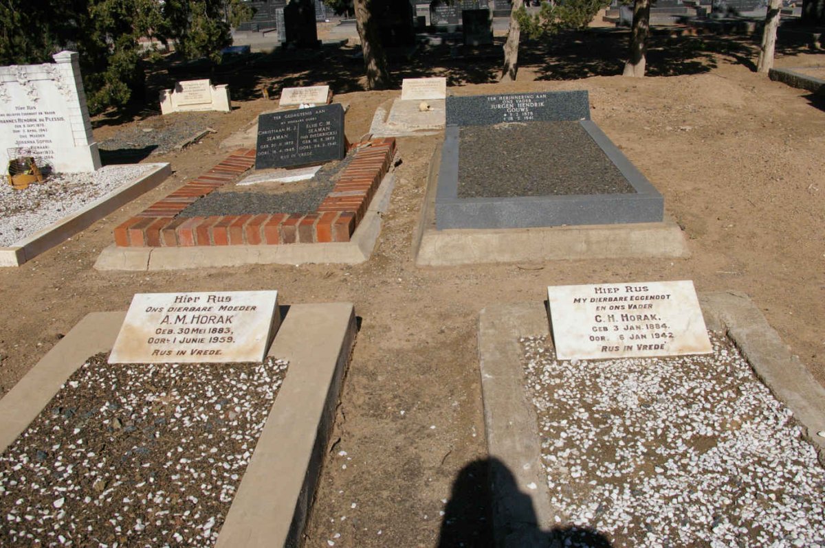 HORAK C.H. 1884-1942 &amp; A.M. 1883-1959