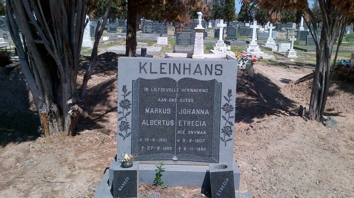 KLEINHANS Markus Albertus 1901-1980 &amp; Johanna Etrecia SNYMAN 1907-1982